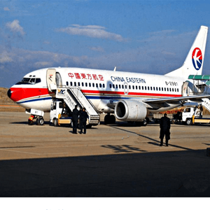 珠海航空货运航空快运业稳步发展的原因是什么？
